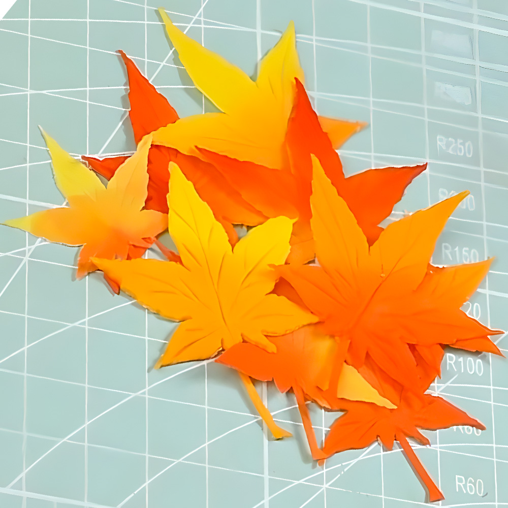 Fall Maple Leaf Plastic Cutter - огляд і ціна Cookies Pack